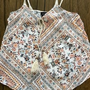 Flower tank top by rue 21 size jr m
